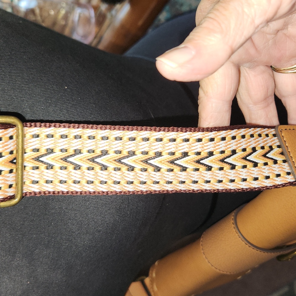 a.n.a Tan and Cream Crossbody Bag - Picture 3 of 7